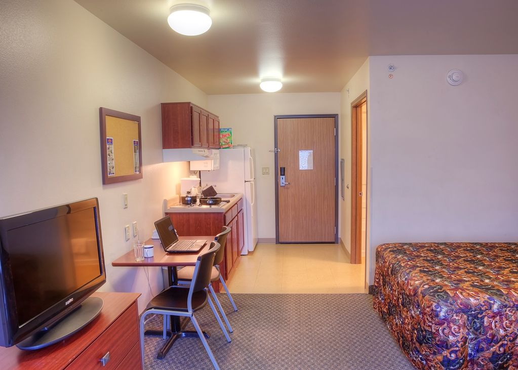 Woodspring Suites Topeka Ruang foto