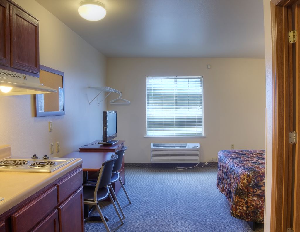 Woodspring Suites Topeka Ruang foto