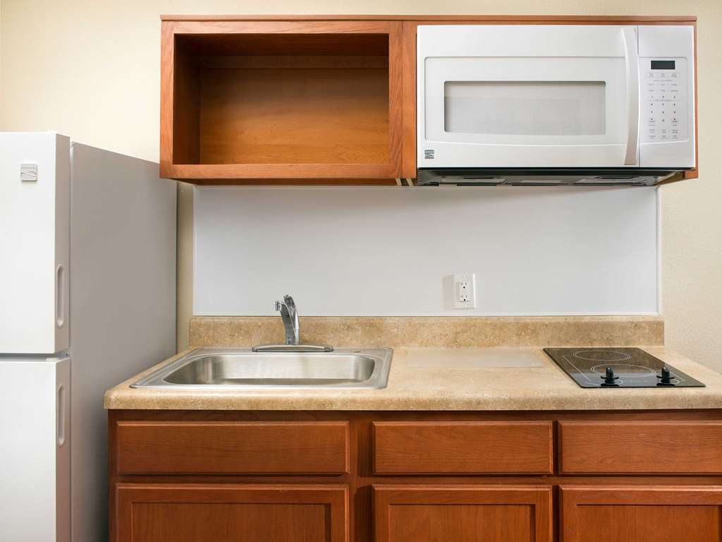 Woodspring Suites Topeka Ruang foto